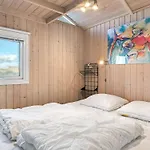 Casa vacanze Adrienne - 490m From The Sea By Interhome