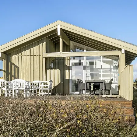Holiday home Adrienne - 490m From The Sea By Interhome Lokken