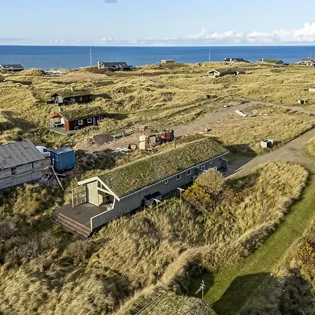 Adrienne - 490m From The Sea By Interhome *