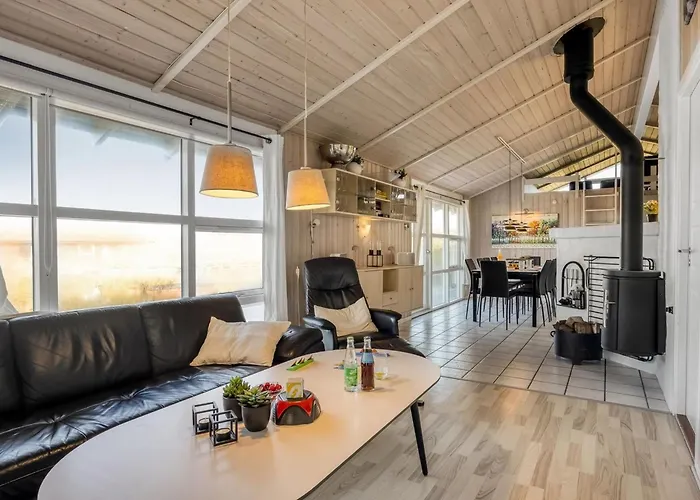 Adrienne - 490m From The Sea By Interhome *