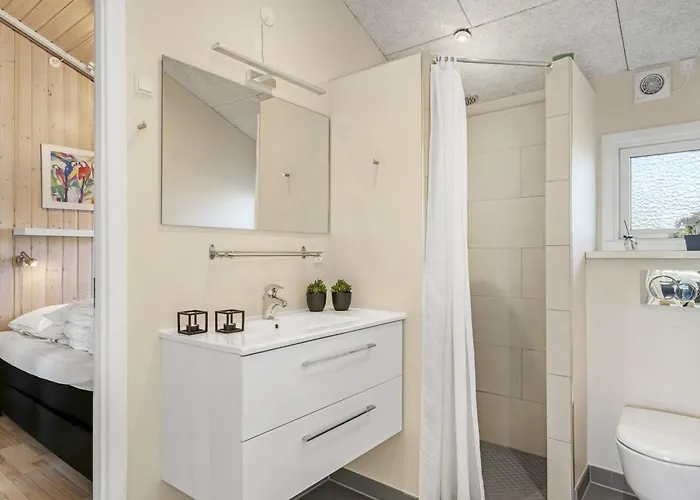 Adrienne - 490m From The Sea By Interhome Сasa de vacaciones *